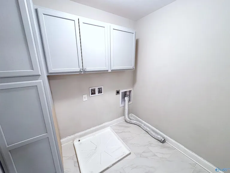 114 Summer Pointe Ln — Photo 34