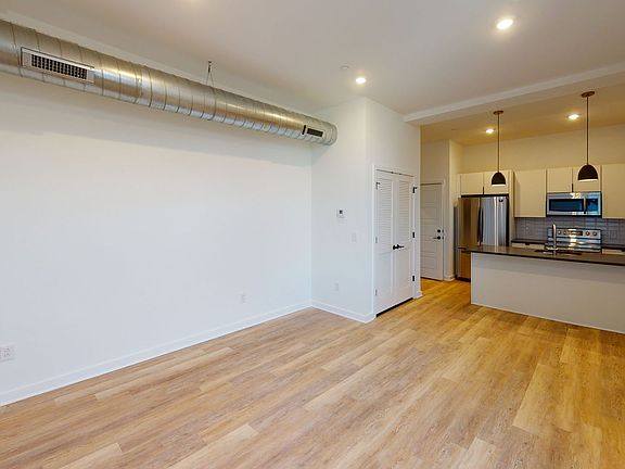 2nd image of 2301 N Front St Unit 201