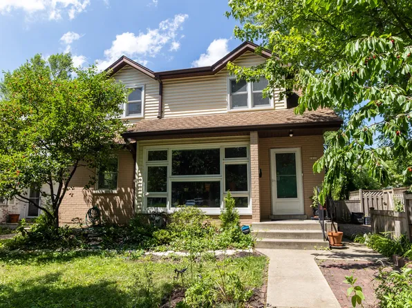 1611 Cleveland St, Evanston, IL 60202