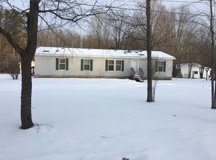 16326 Main Island Dr, Barryton, MI 49305