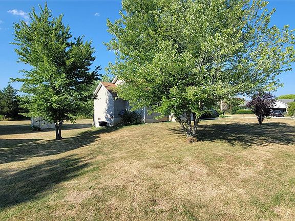 2nd image of 24 Highland Dr