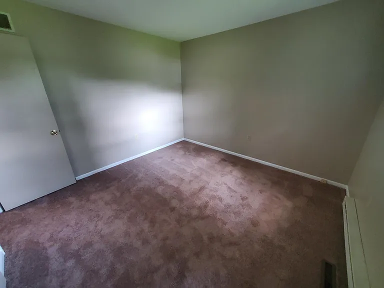 570 Guldin Rd — Photo 8