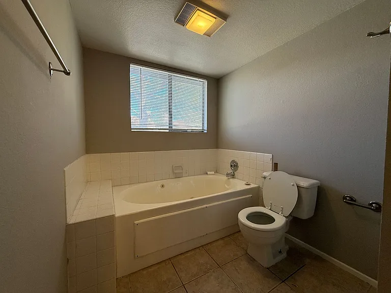 3980 Tirana Way — Photo 11