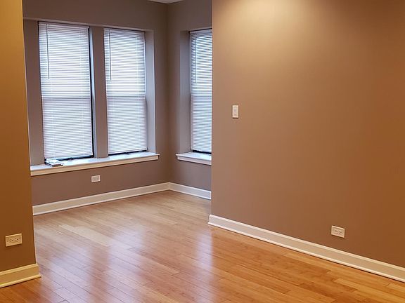 5th image of 6152 S King Dr Floor 2
