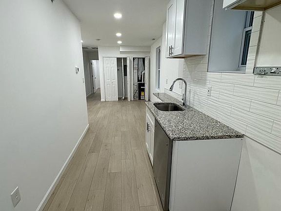 2nd image of 3424 N 18th St #1-2