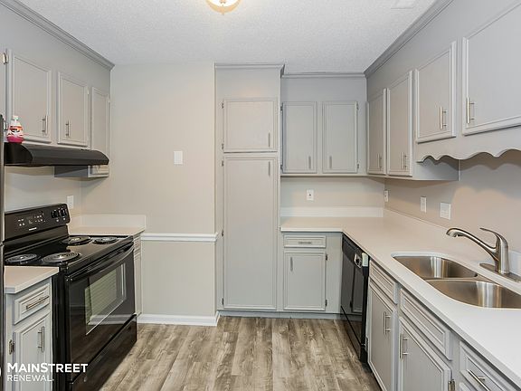 Kitchen \ Dining Room