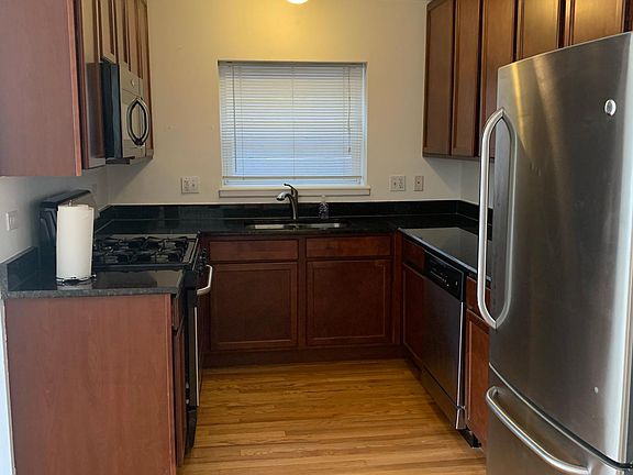 2nd image of 2648 W Cortez St #2
