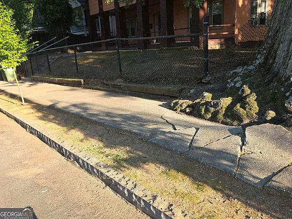 4th image of 1138 Sells Ave SW #2
