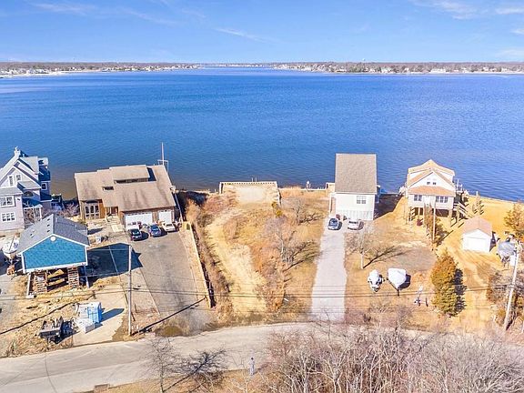 5th image of 11 Seabright Ave