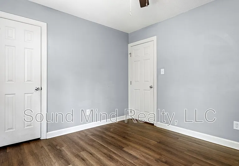 1601 Homestead Rd — Photo 22