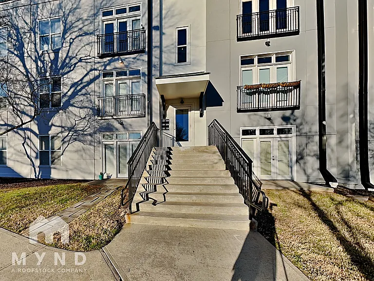 502 Pryor St SW #326 — Photo 10