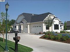2nd image of 1861 40th Ave