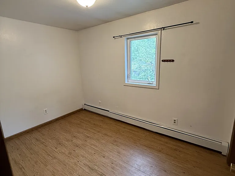 2763 Mack Blvd #2 — Photo 8