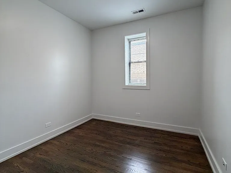 2020 N Spaulding Ave #3 — Photo 10