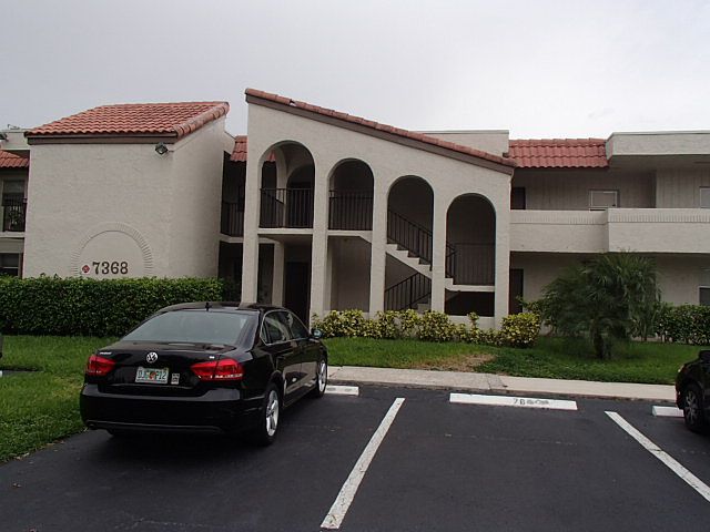 1st image of 7368 Woodmont Ave APT 202