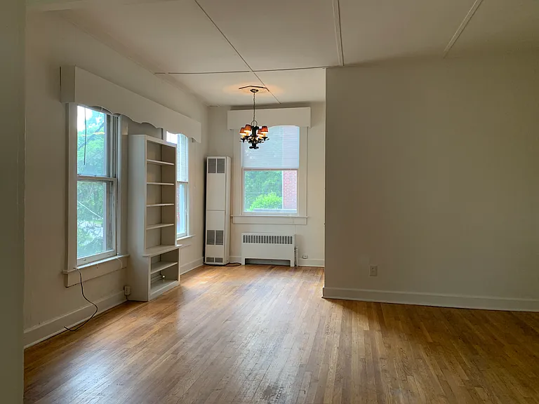 1225 Highland Ave #1 — Photo 5