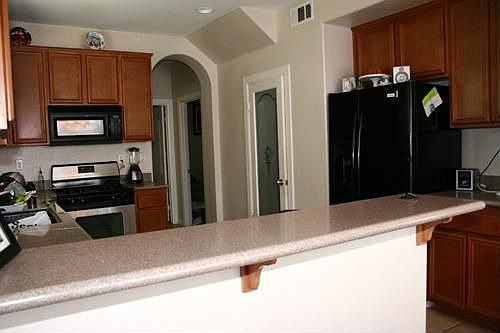3rd image of 14352 Honeyhill St