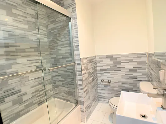 Rented by Premier One Realty LLC | media 4