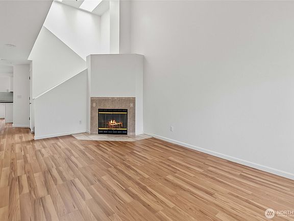 4th image of 10513 SE 250th Place #F103