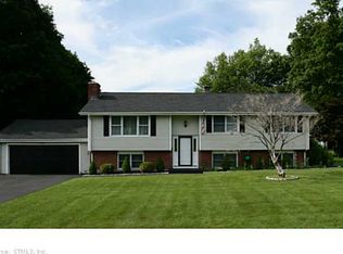 22 Manor Dr, North Haven, CT 06473