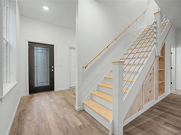 4th image of 9386 State Rd