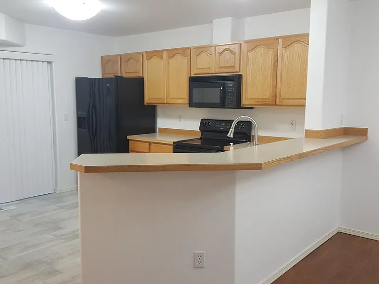 193 Rusty Allen Pl — Photo 4