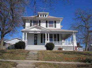 406 4th St, Neola, IA 51559