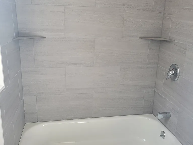 1086 Kings Hwy #2 — Photo 8