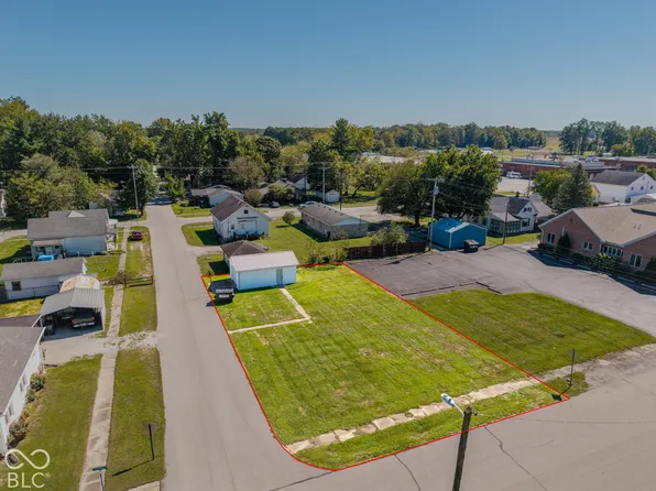 87 N 2nd St, Scottsburg, IN 47170