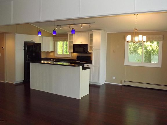 5th image of 8138 E Lake Carlos Dr NE
