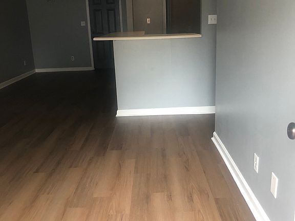 2nd image of 3927 Vinson Robinson Rd