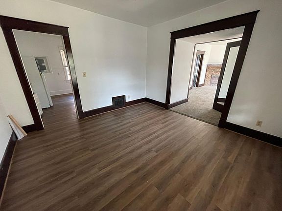 4th image of 2820 Sigsbee St