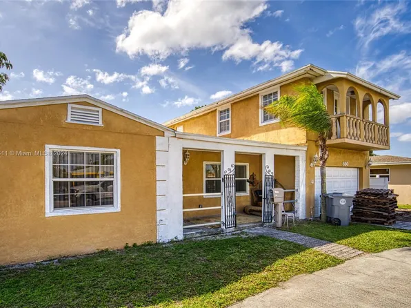 330 Cypress Dr, Lake Park, FL 33403