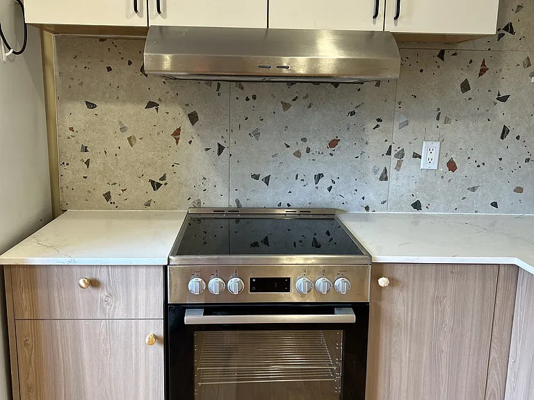 11 Humber Blvd #UPPER — Photo 18