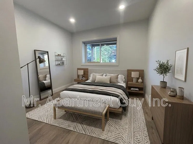 2 bed, 1.0 bath, $1,995 — Photo 2