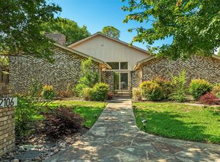 2106 Riverforest Ct, Arlington, TX 76017