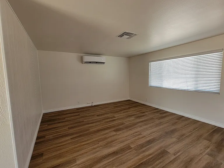 25865 Lancelet St — Photo 14