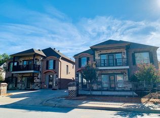 3239 S University Dr, Fort Worth, TX 76109