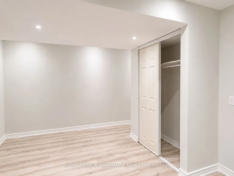 75 Rockwood Cres #BASEMENT — Photo 13