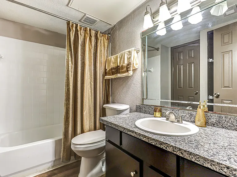 Patriot Forest Apartments — Photo 10