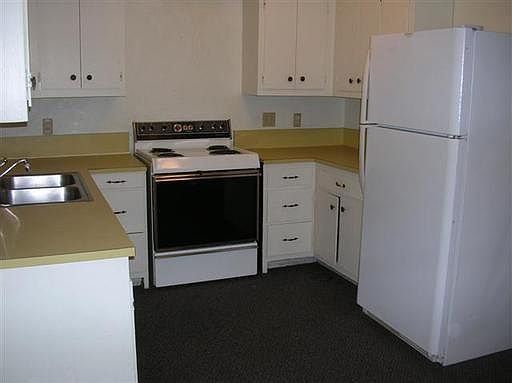 2nd image of 1009 E 10th Ave