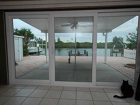 2nd image of 18517 Gulf Blvd
