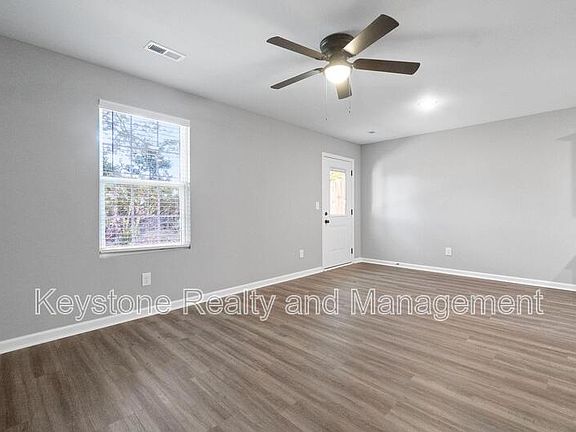 3rd image of 2186 Peachers Mill Rd Unit C1