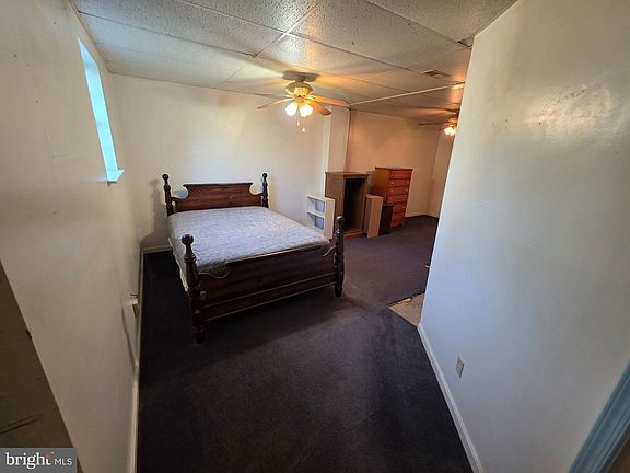 2nd image of 1860 Picadilly Cir