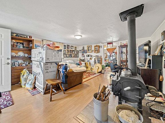 3rd image of 1581/75/71 1st St
