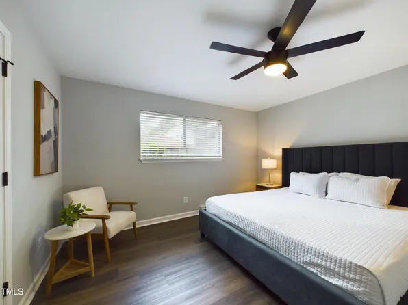 130 S Estes Dr #8, Chapel Hill, NC 27514