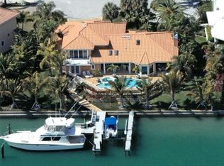 500 Madrid Dr, Tierra Verde, FL 33715