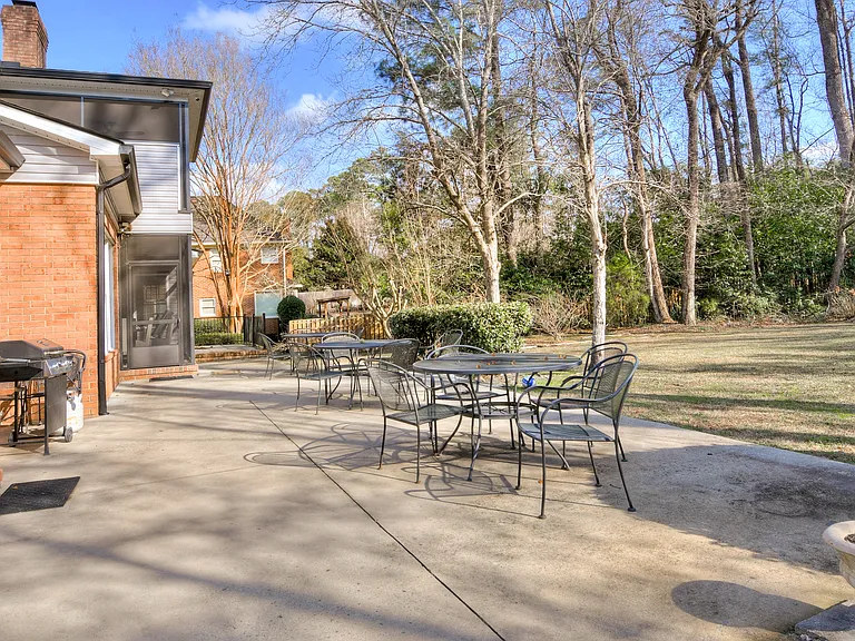 4117 Knollcrest Cir N — Photo 51