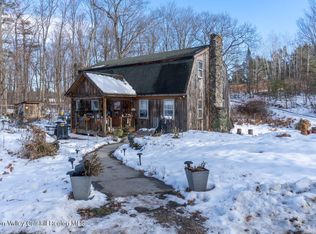 11 Dunbar Road, Hudson, NY 12534