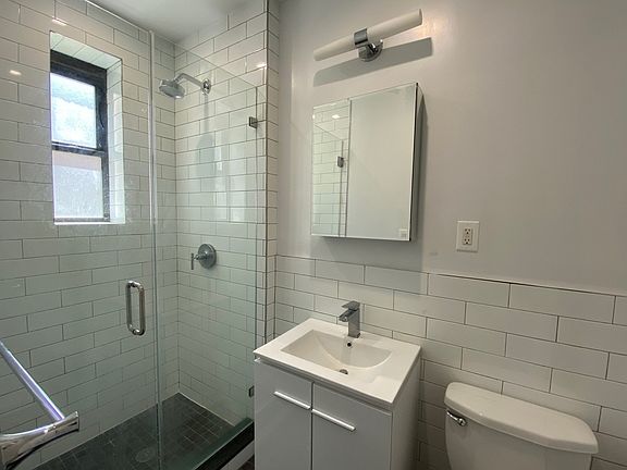 4th image of 700 Ocean Ave #2110